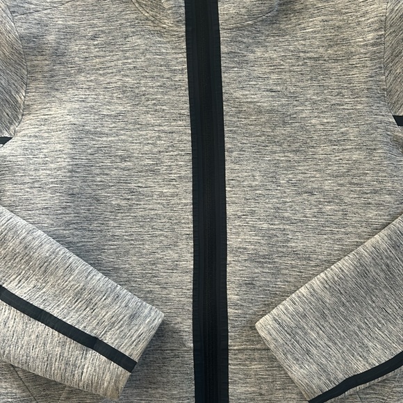 Lululemon Gray Sweatshirt Full Zipup - Picture 3 of 6